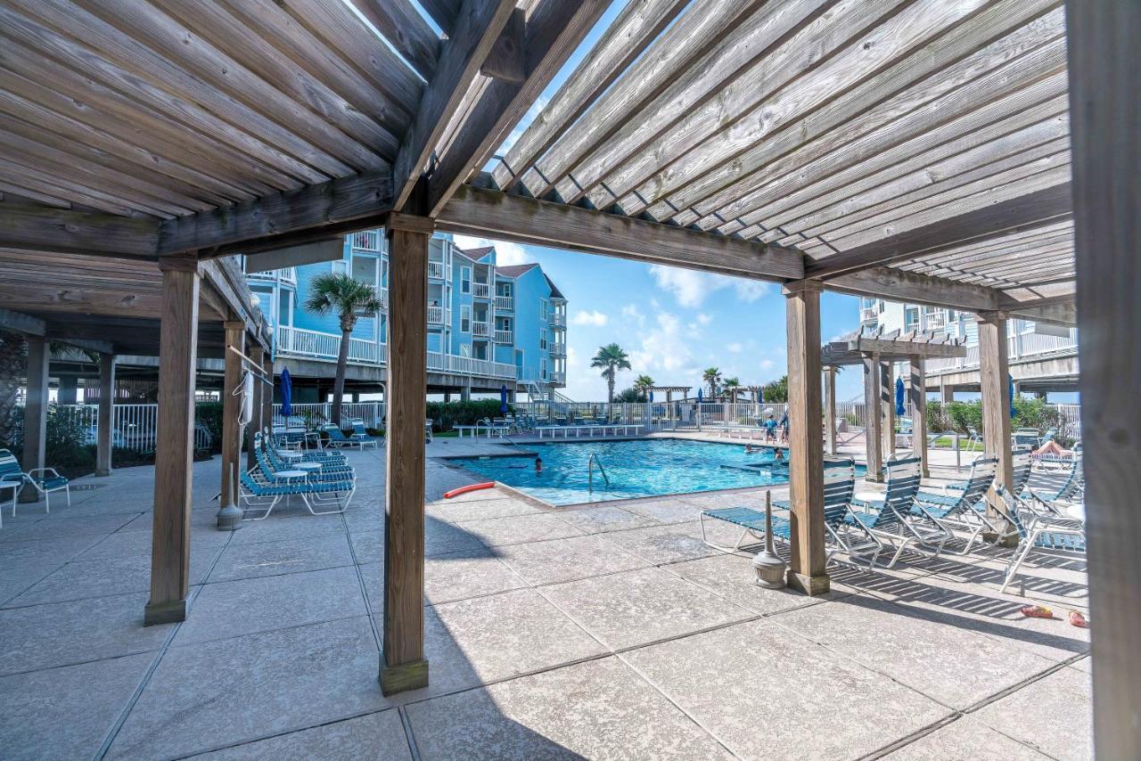Octopus Gardens Private Boardwalk To The Beach Great Gulf Views Galveston Exterior photo